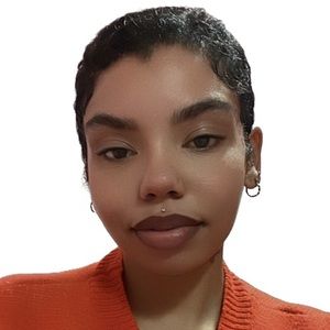 Meet your Posher, Briana